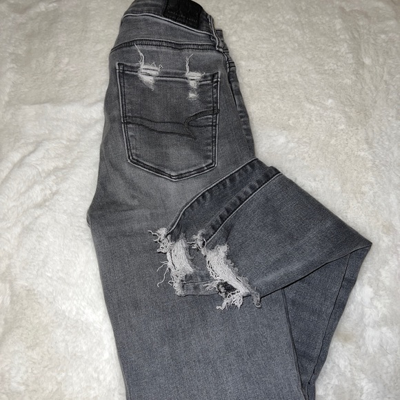 American Eagle super high rise jegging size 00 regular grey distressed style - Picture 3 of 13